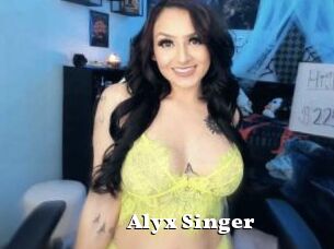 Alyx_Singer