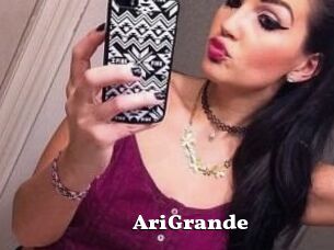 AriGrande