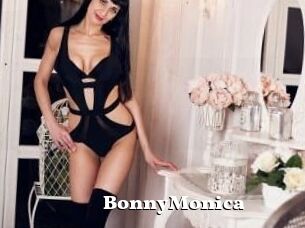 Bonny_Monica