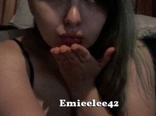 Emieelee42