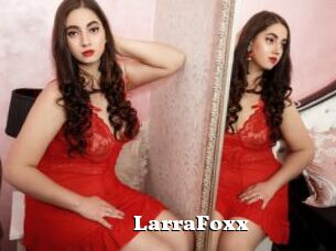 LarraFoxx