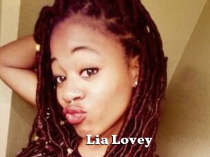 Lia_Lovey