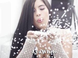 LyaWhite