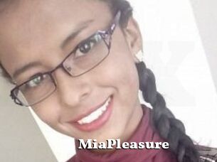 Mia_Pleasure