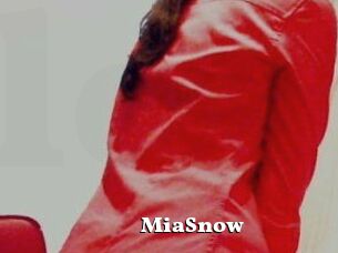 MiaSnow