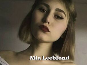 Mia_Leeblond