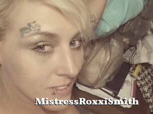 MistressRoxxiSmith