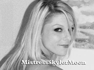 MistressSkylerMoon