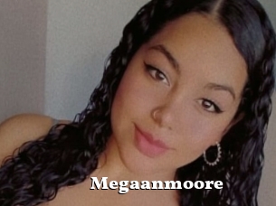 Megaanmoore