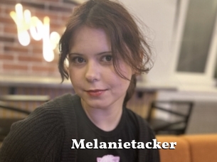 Melanietacker