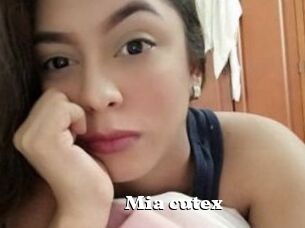 Mia_cutex