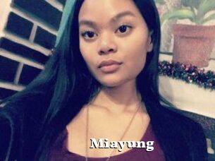 Mia_yung