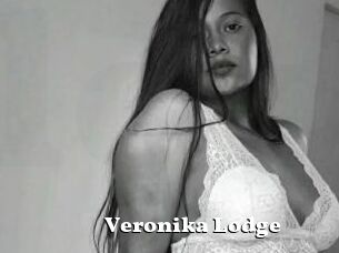 Veronika_Lodge